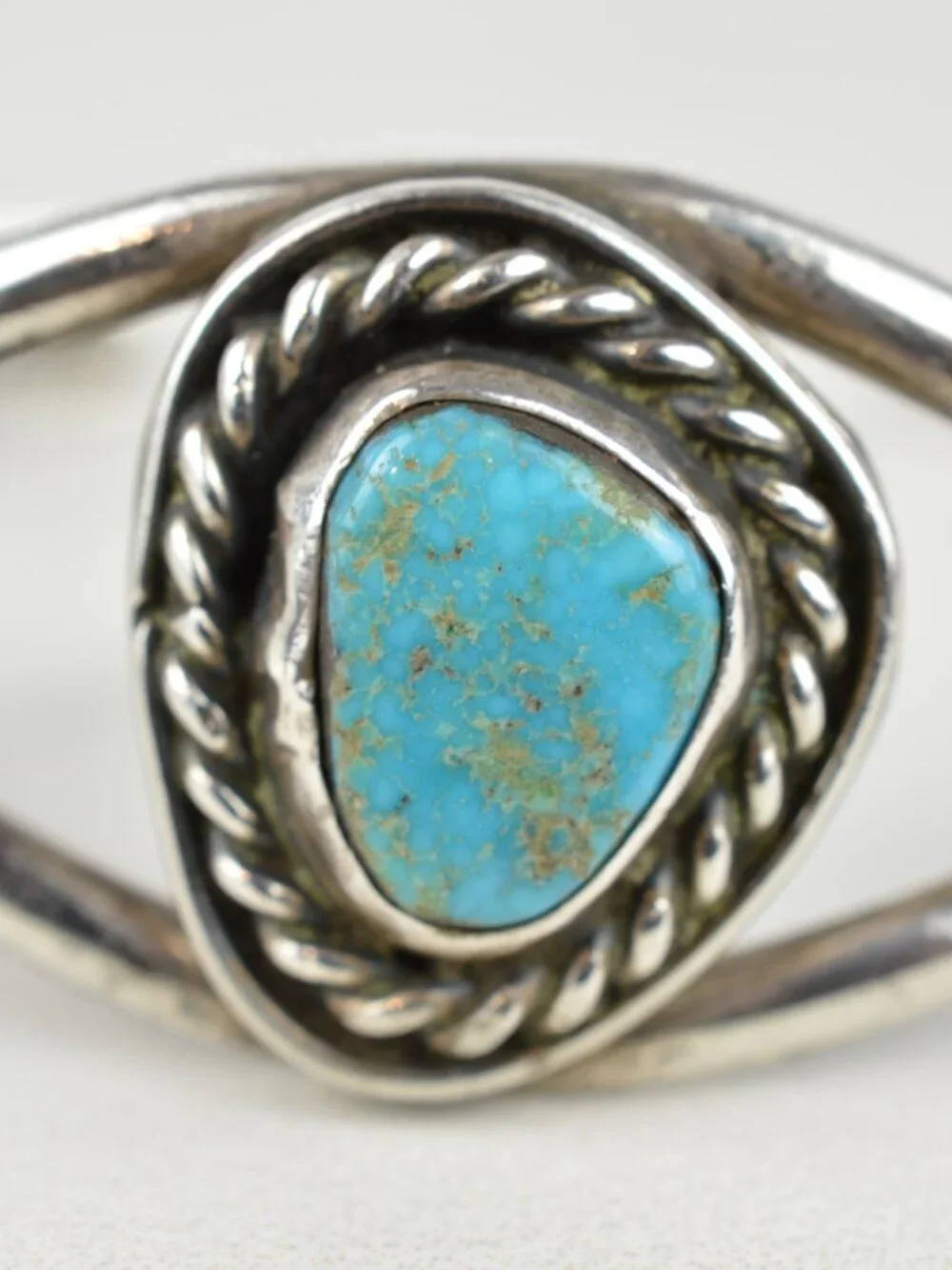 Vintage Sterling Silver Kingman Turquoise Cuff Bracelet Small Petite Split Shank